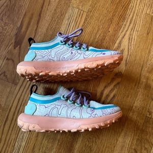 EUC Women’s Allbirds Trail Runners - Forager White - Size 8